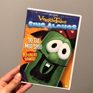 Veggietales Sing Along Do the Moo Shoo DVD